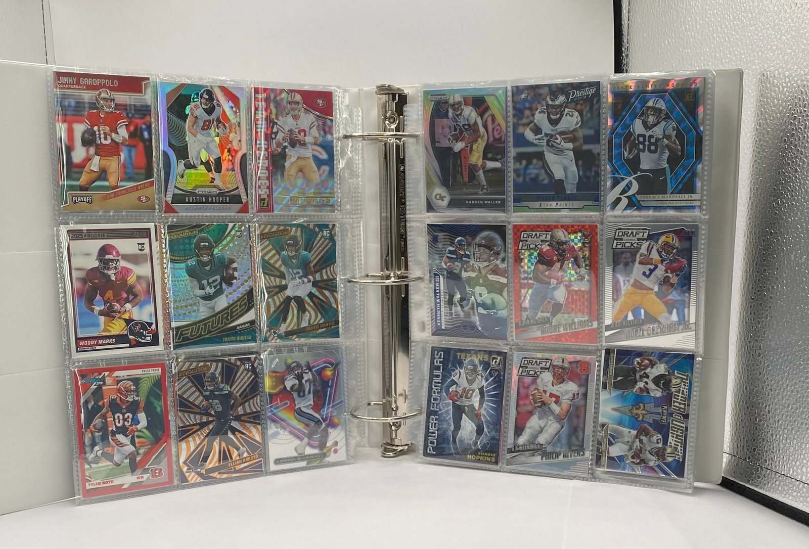 Modern & Vintage Football Trading Cards Binder – Rookies, Inserts, Refractors, Stars Binder - 5