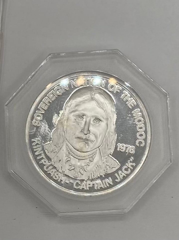 1976 Sovereign Nation of the Modoc Tribe "Captain Jack" Silver .999 Fine Silver: 1976 Sovereign Nation of the Modoc Tribe "Captain Jack" Silver .999 Fine Silver Coin