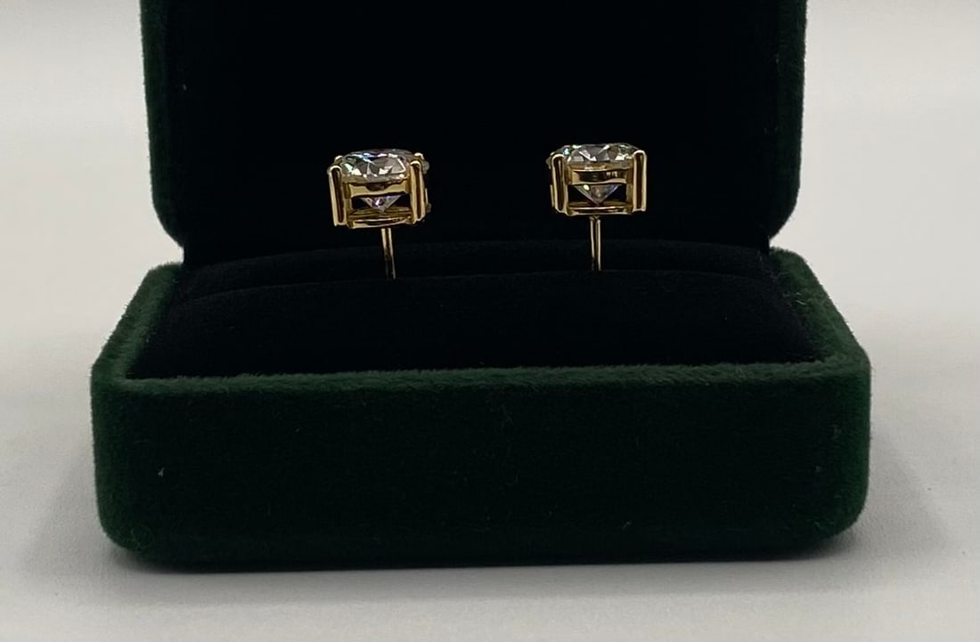 6.00 CTW Round Brilliant Cut Moissanite Stud Earrings - 2