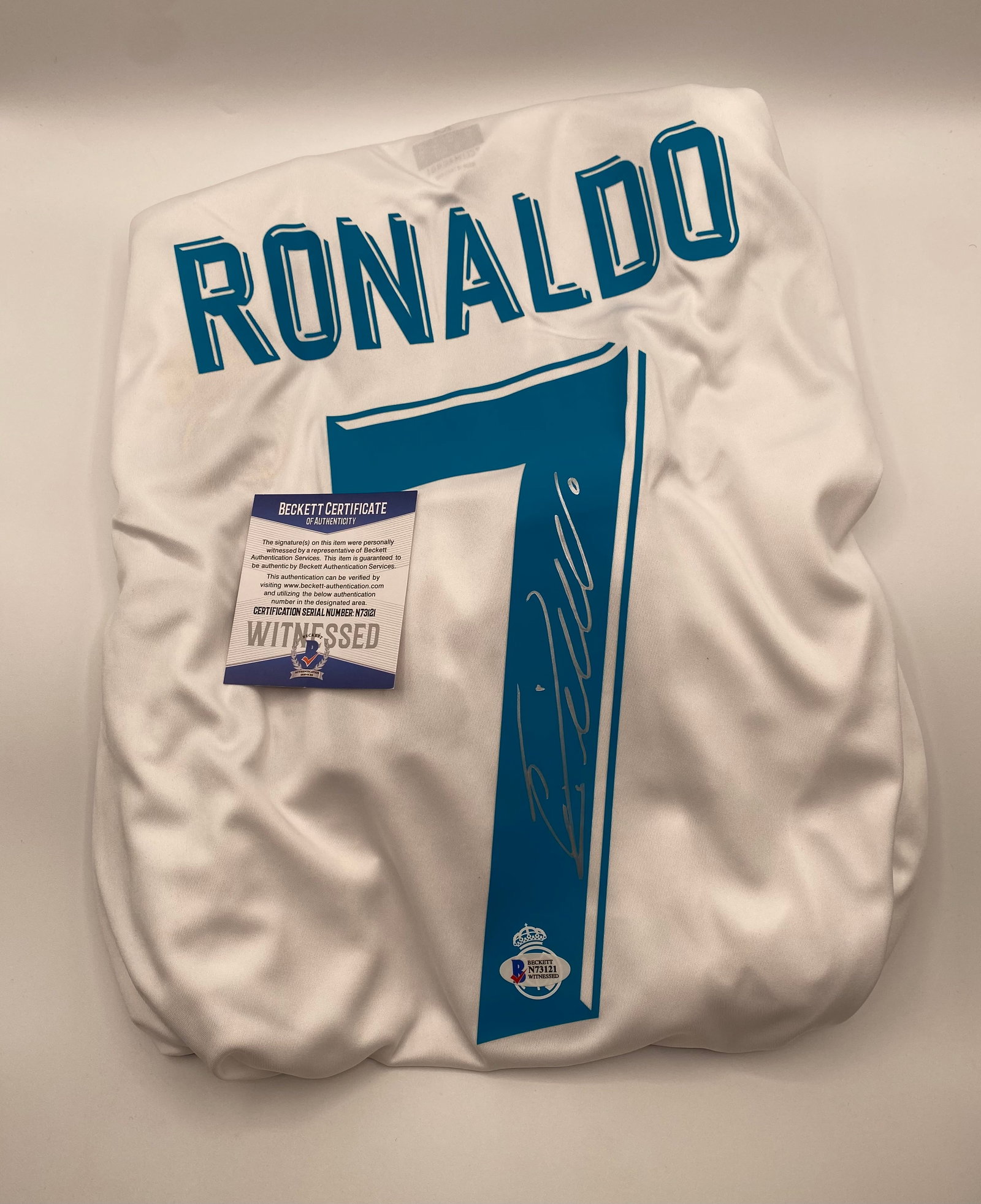 Cristiano Ronaldo Signed Real Madrid Jersey Beckett COA) - 2