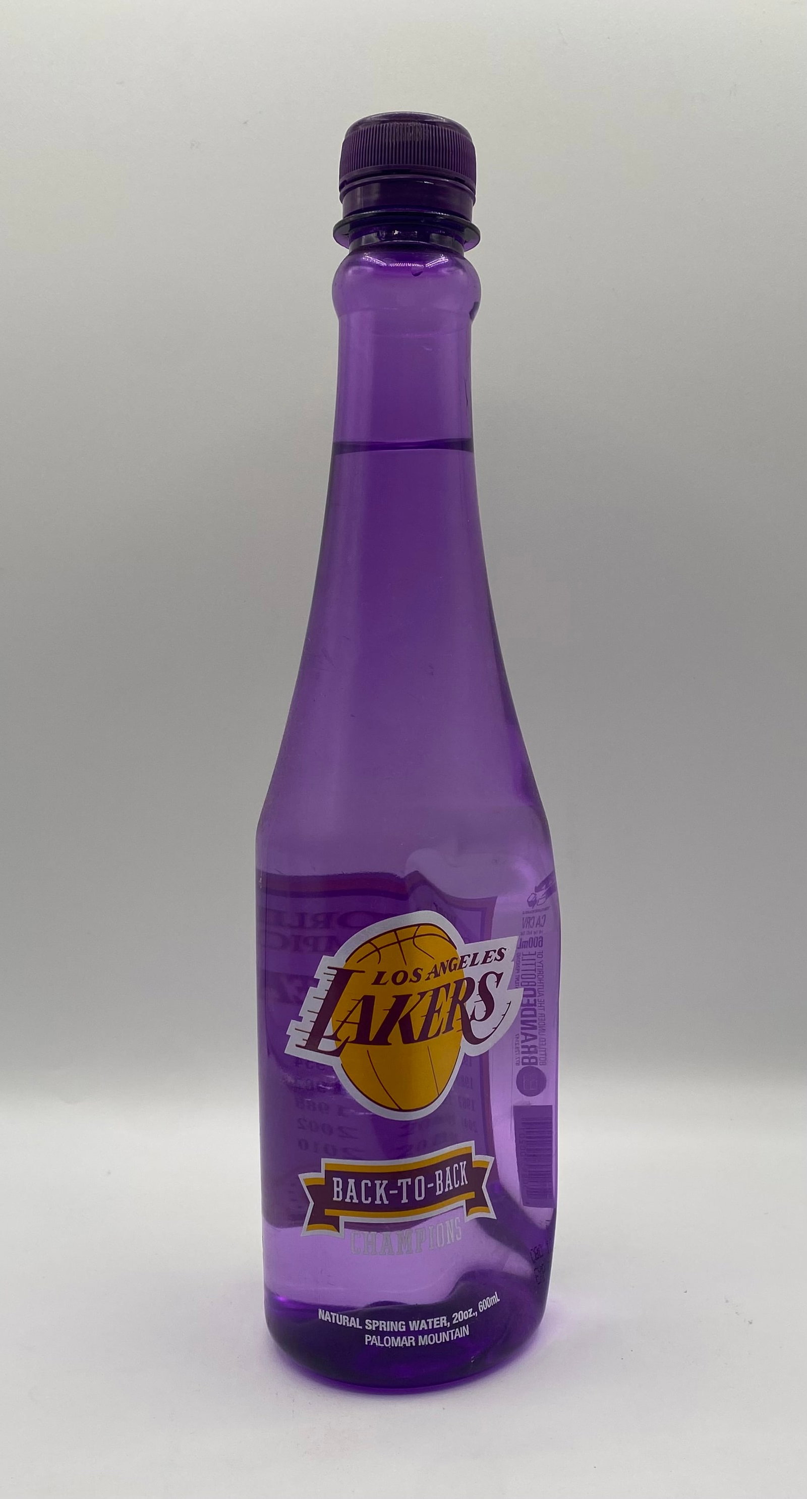 Sealed Los Angeles Lakers Commemorative Water Bottle (1 of 2)