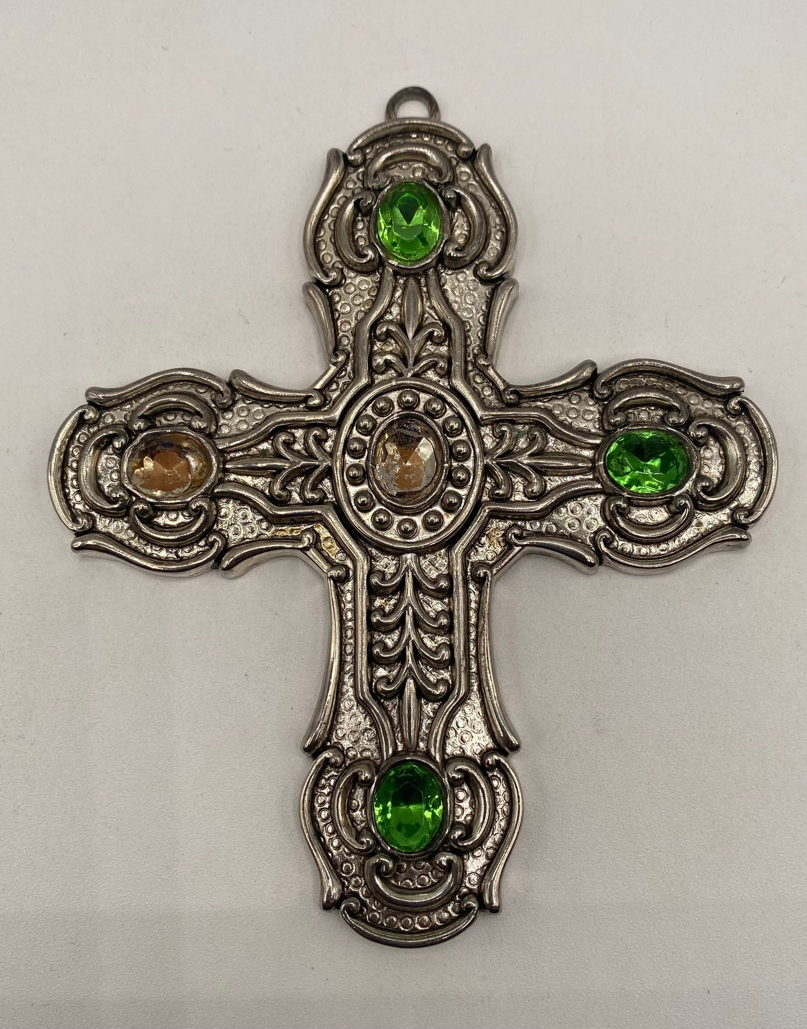 Vintage Towle Ornate Jeweled Cross Ornament / Pendant: Brand / Maker: Towle Silversmiths Markings: Stamped "© TOWLE ©" on the reverse side Material: Silver-plated metal Accent Stones: 5 bezel-set oval synthetic gemstones (3 vibrant