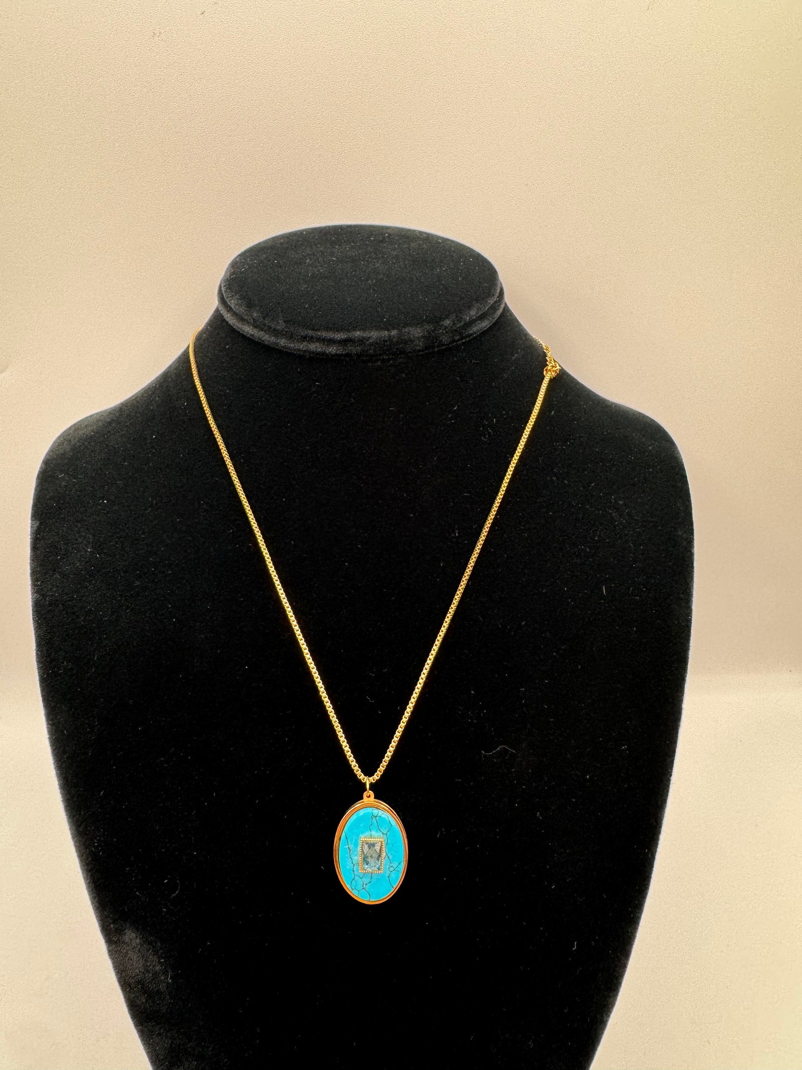 18K Yellow Gold Chain Necklace with Turquoise-Style Pendant - 2