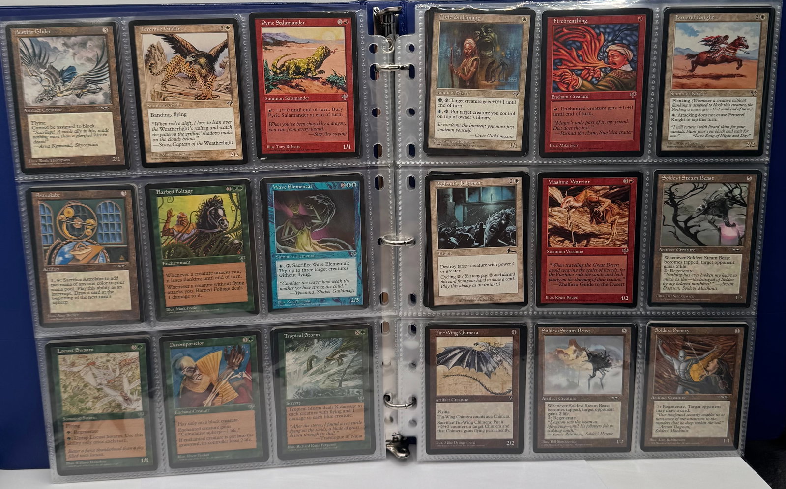 1995 & 1996 Magic The Gathering Trading Cards Binder - 3