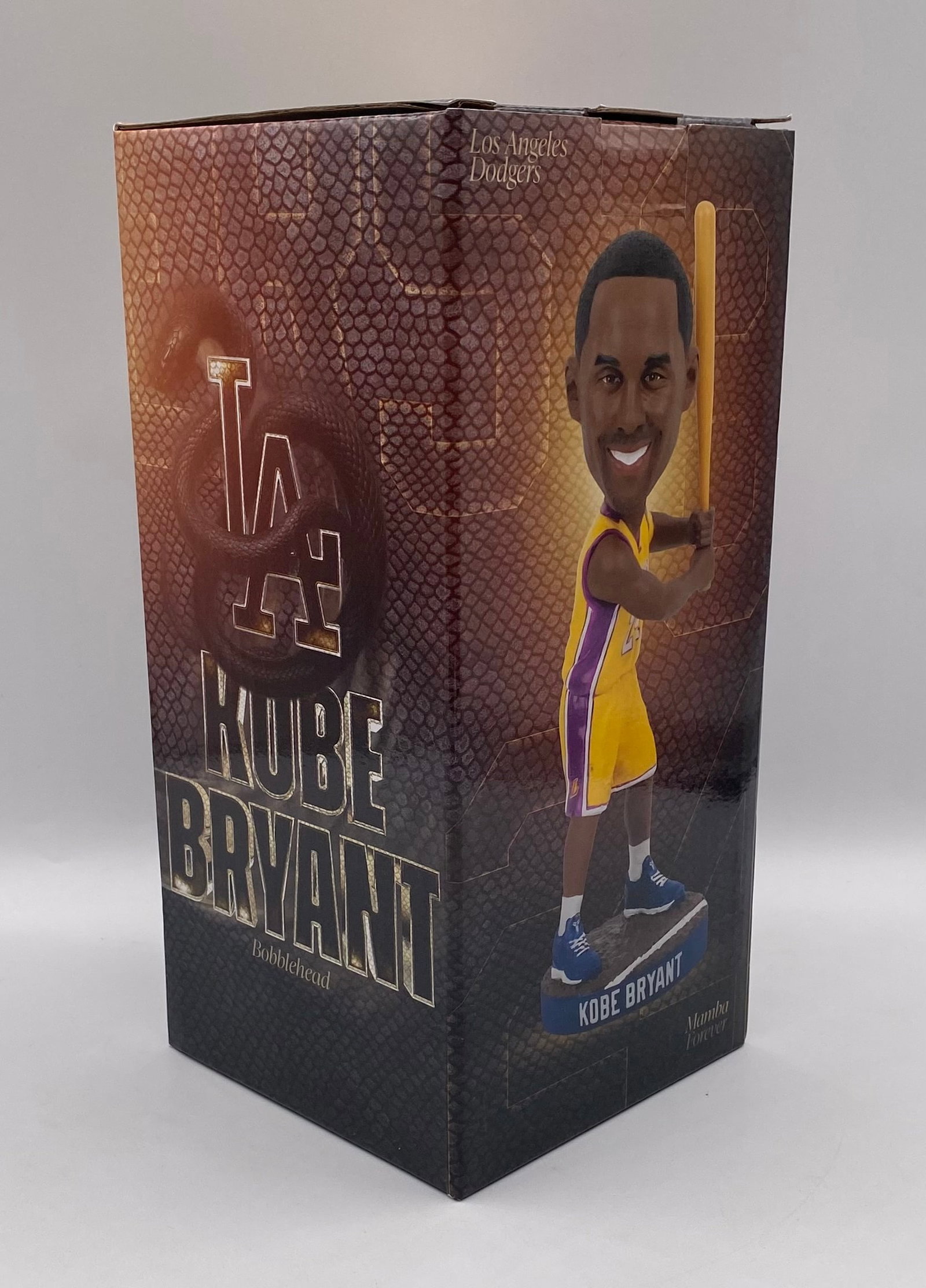 Kobe Bryant Los Angeles Lakers / Dodgers Giveaway Bobblehead Figure (In Box) - 2
