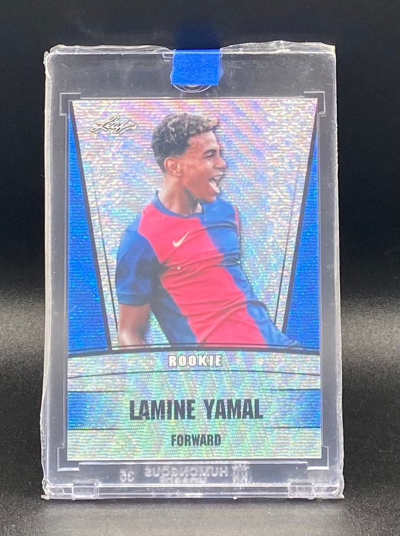 Lamine Yamal Holo /20: 2024 Leaf Lamine Yamal FC Barcelona Rookie Card – Blue Sparkle Refractor Parallel /20