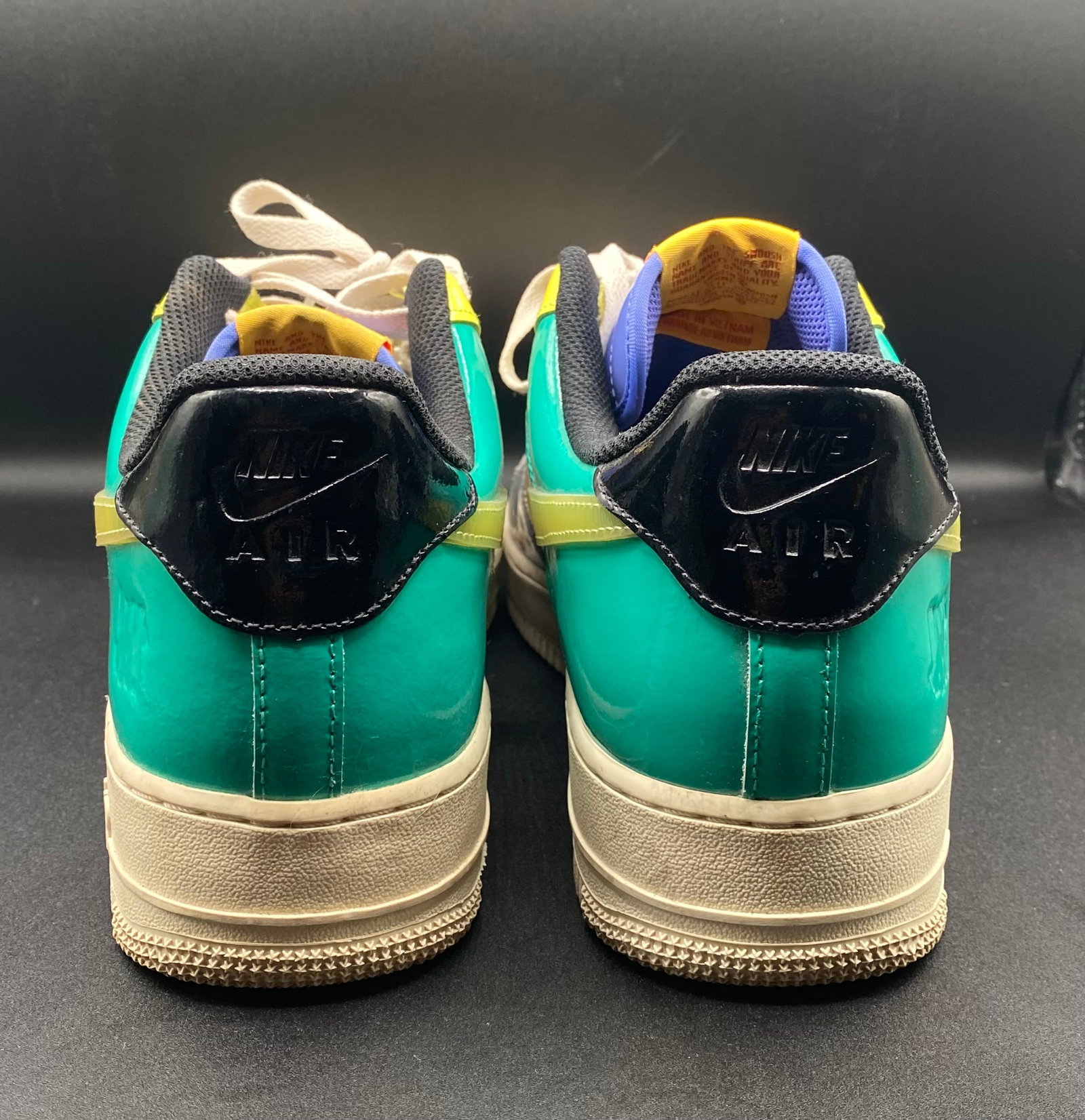 Nike Air Force 1 Low SP x UNDEFEATED Wild Berry / Multi-Color Sneaker - 2