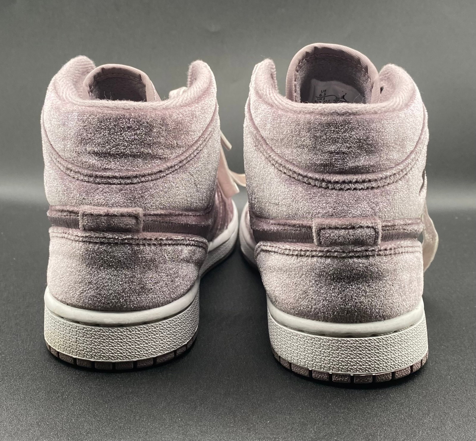 Air Jordan 1 Mid SE Velvet Purple Smoke - 2