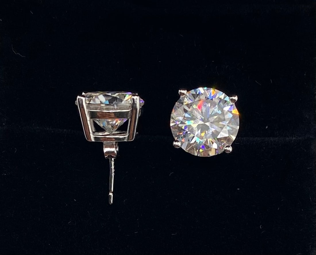 4 Carats VVS Earrings - 2