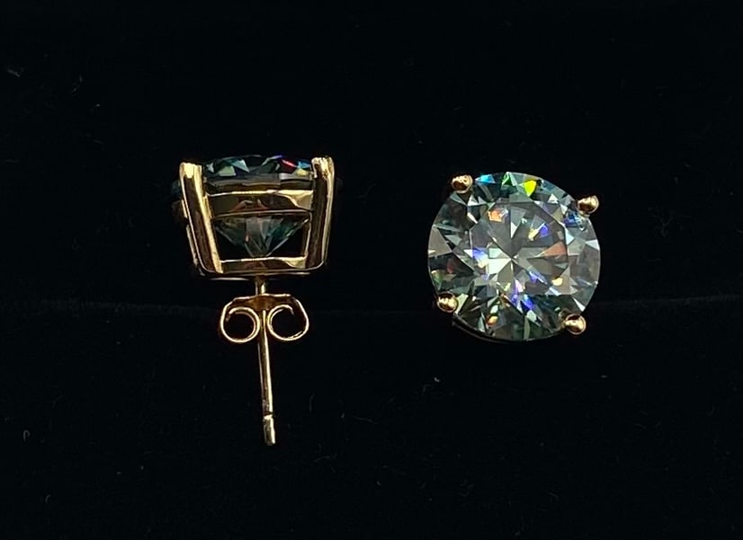 10 Carats Green VVS Earrings - 2