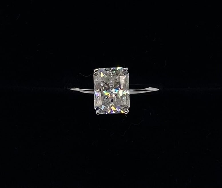 3ct Radiant VVS Ring: 3ct Radiant Cut VVS1 Color D Moissanite Solitaire Ring w/ Certificate - Size 8