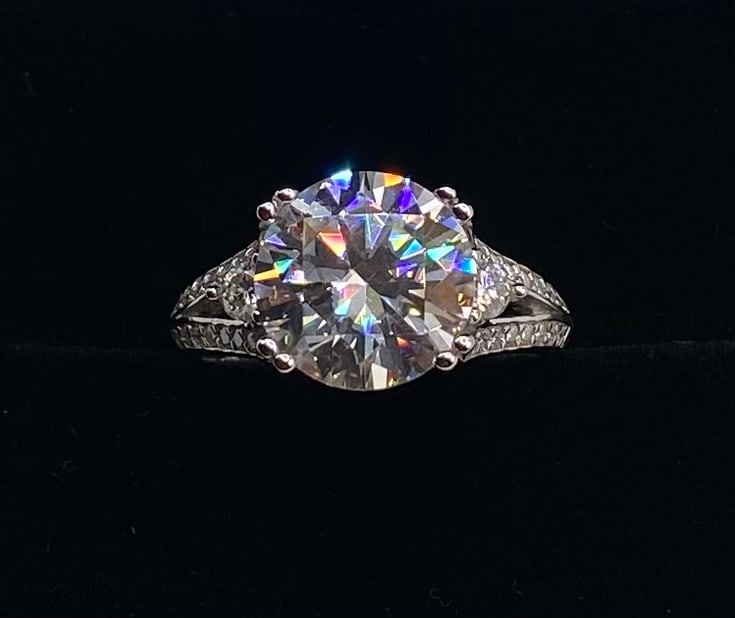 5 Carats VVS Moissanite Ring: 5ct VVS1 Color D Moissanite Split-Shank Pavé Ring w/ Certificate - Size 8