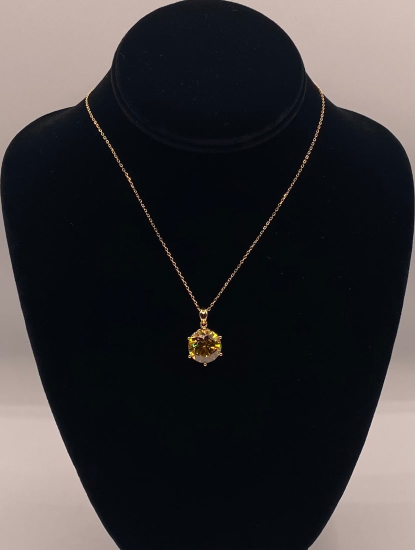 10 Carats Yellow VVS Necklace - 2
