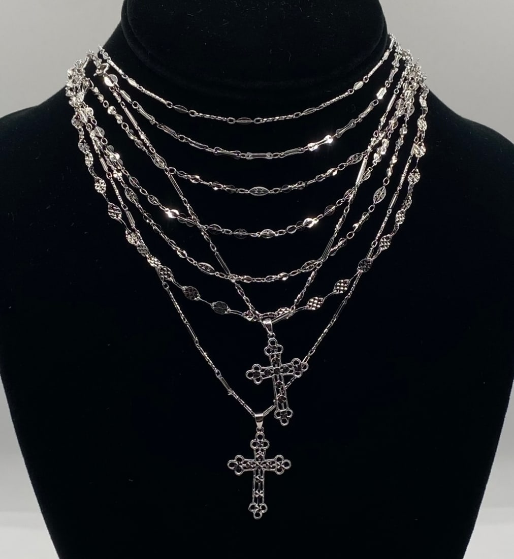 Silver Necklaces Lot: Silver Necklaces With Pendants Lot