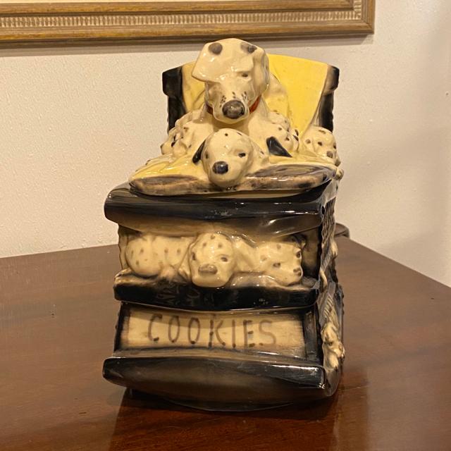 Mccoy dalmation cookie jar: Mccoy dalmation cookie jar6" x 8" x 9" h