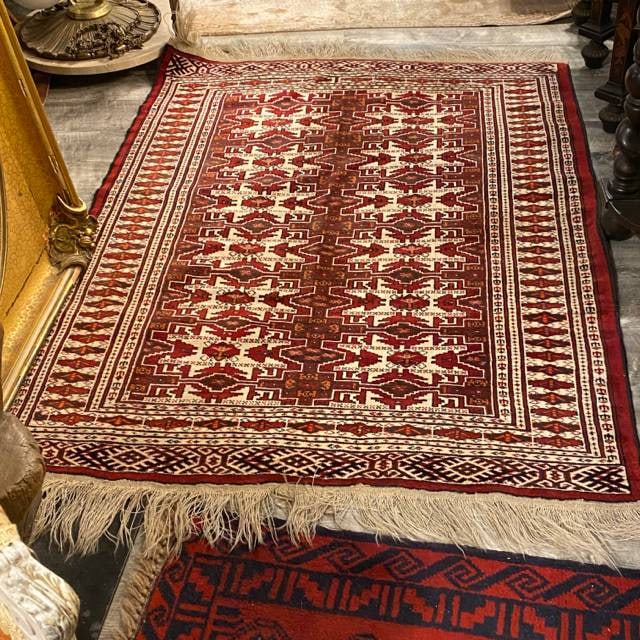 Red & Ivory Diamond Pattern Rug with Long Fringe (1 of 6)