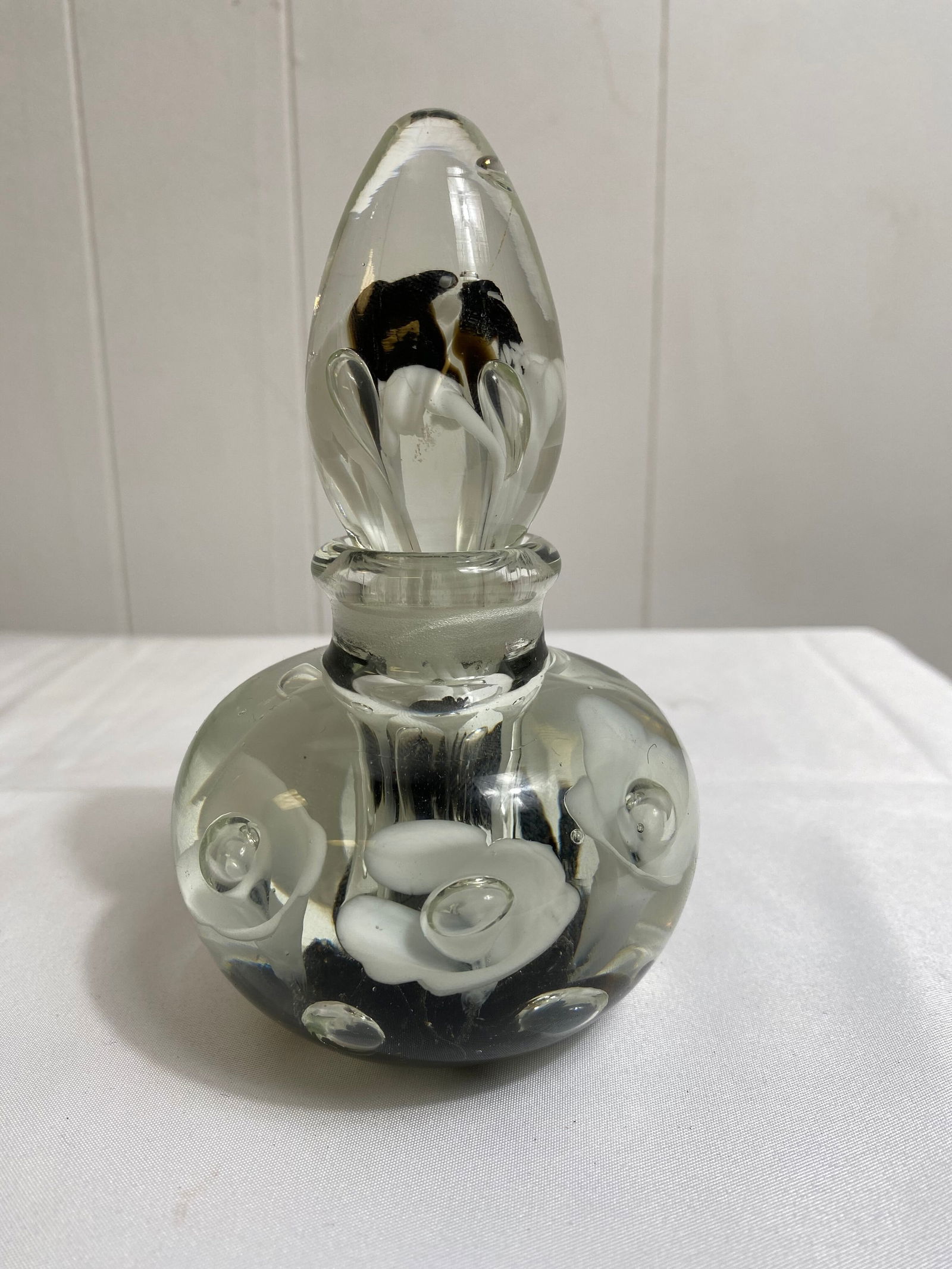 Glass lot of Perfume Bottle and Paperweight (1 of 5)