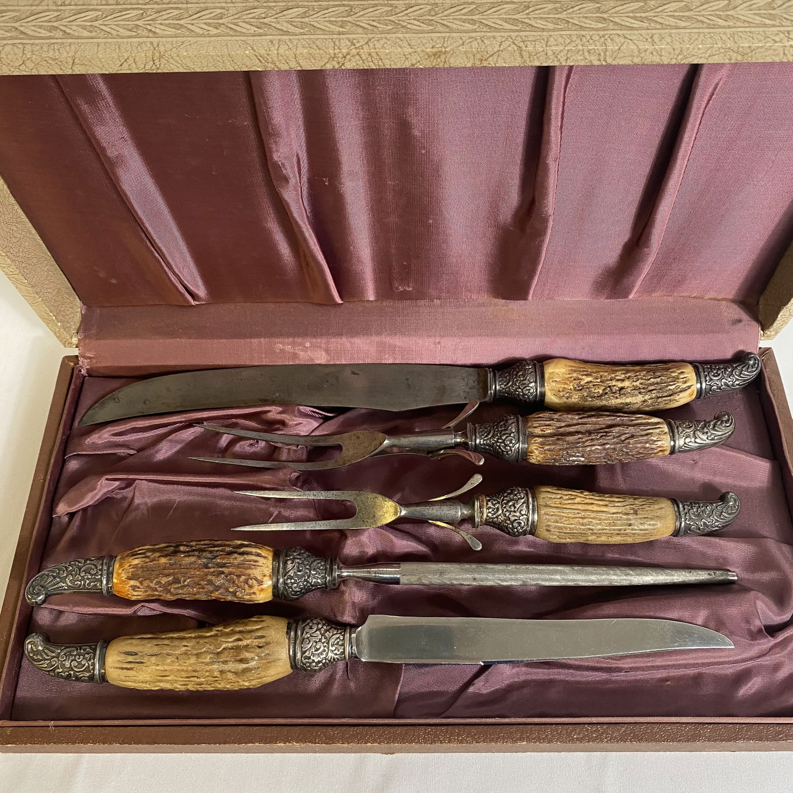 Antler Handled Carving Set (1 of 11)