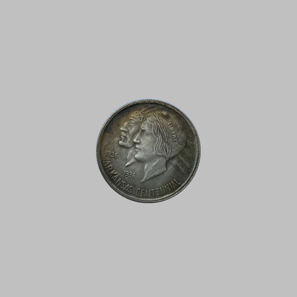 1935 HALF DOLLARS SILVER COIN (1 of 2)