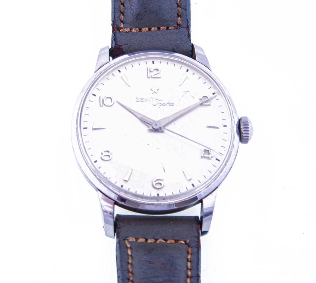 ZENITH SPORTO MEN'S STEEL WRIST WATCH C. 1954: ZENITH SPORTO MEN'S STEEL WRIST WATCH C. 1954 An attractive gentlemen's Zenith dress wristwatch in stainless steel. Model Sporto, serial 4254167 to date c. 1954. White dial with applied silver indices