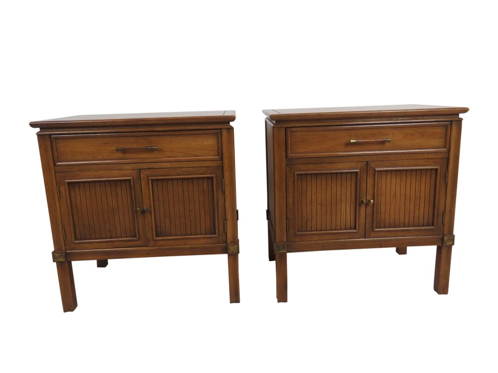 Pair Nightstands w/ Drawer: Pair Nightstands 1 Drawer, 2 doors, 23"w, 15"d, 24"h