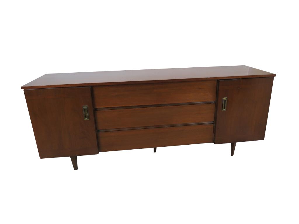 Walnut MCM Credenza / Dresser (1 of 16)