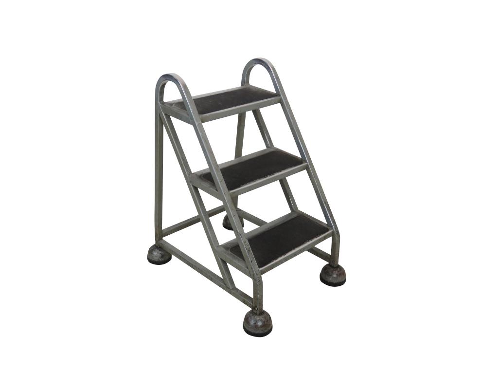 Industrial Rolling Step Ladder: 3 tier rubber step grips, rolling, lock feet, platform ladder.18"w, 23.5"d, 32"h. feet cups-20"w, 26"d