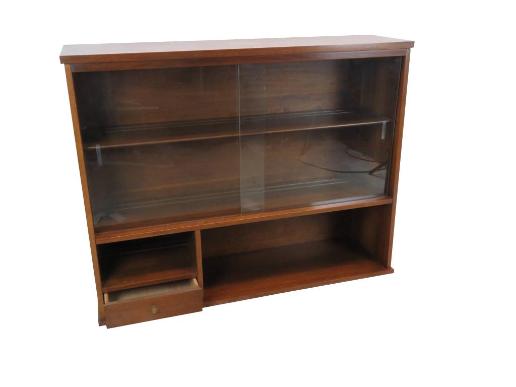 Hutch "TOP ONLY " For Credenza: Bassett hutch "TOP ONLY" with sliding glass door. Fits on base lot 846. 46.75'' w, 13.5'' d, 36.5'' h.