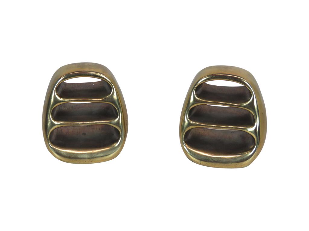 Ben Seibel Bookends (1 of 6)