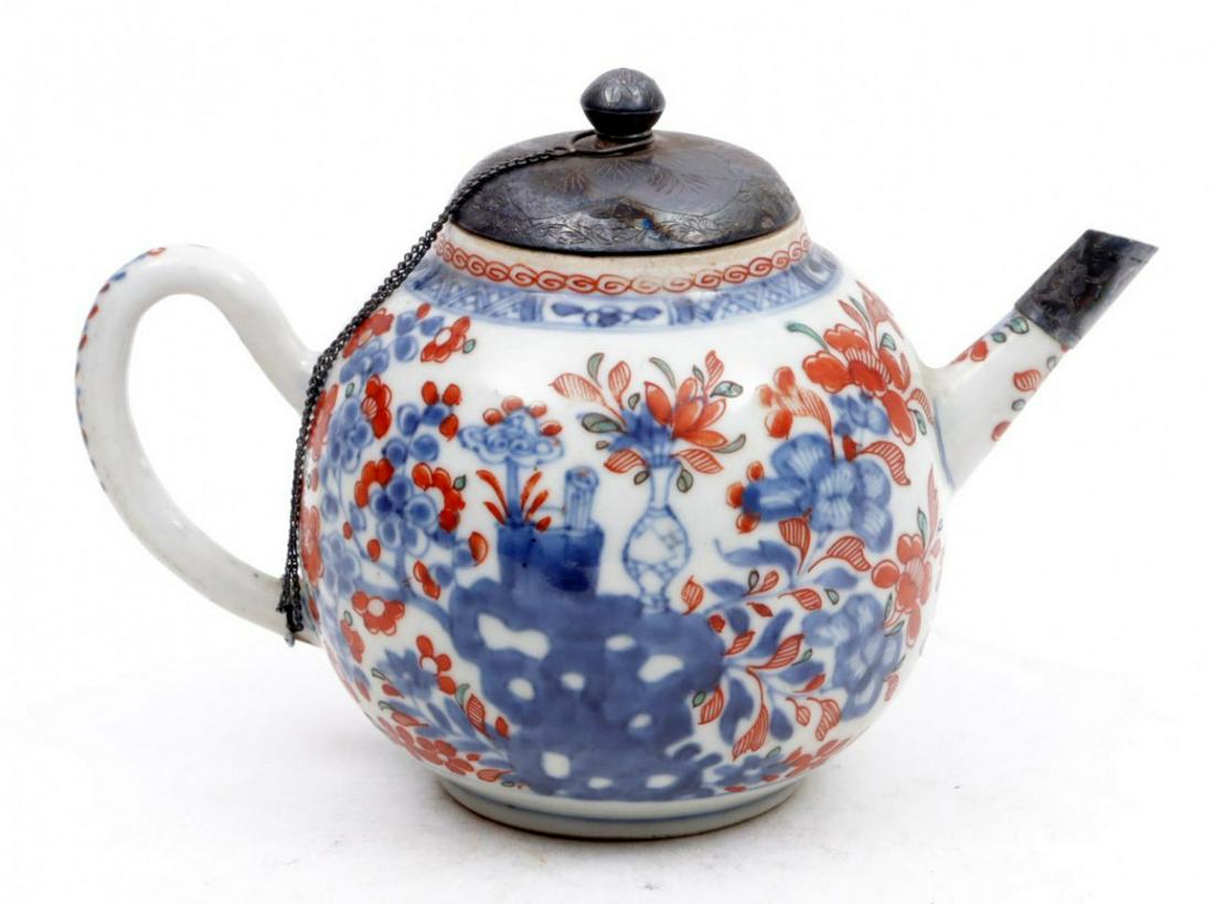 Antique Chinese Imari porcelain teapot with assumably a (1 of 8)