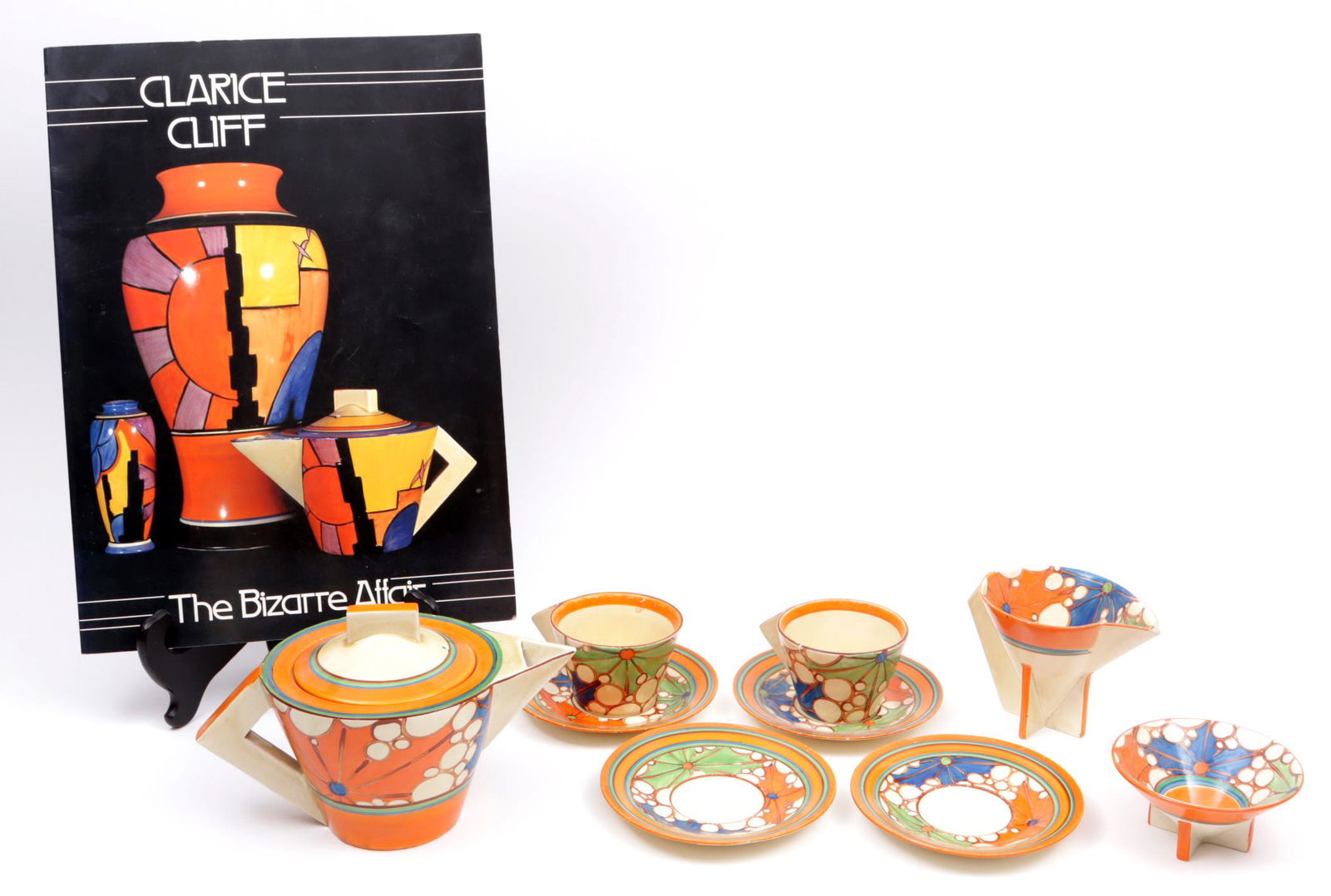 Clarice Cliff, Art Deco service set consisting of a (1 of 9)