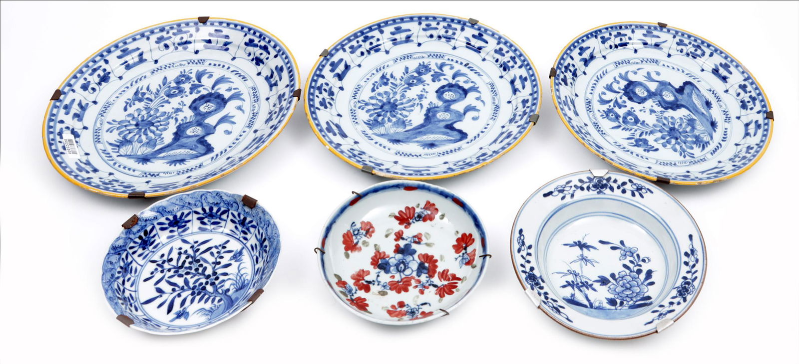 6 Various porcelain wall plates including Chinese, (1 of 6)
