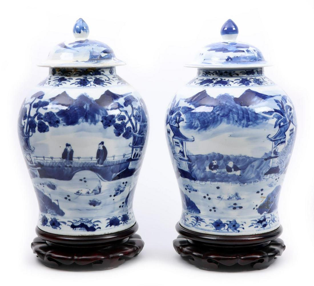Two antique blue and white Chinese porcelain lidded jars wit ... (1 of 7)