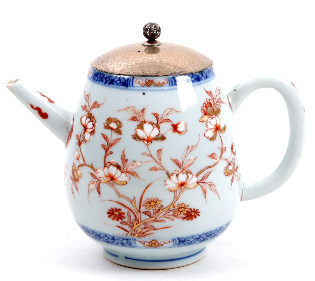 Antique Chinese Imari porcelain teapot with silver lid, 18th ... (1 of 8)