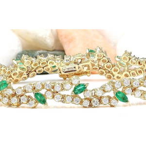 8.00 CTW Natural Emerald 18K Solid Yellow Gold Diamond Bracelet