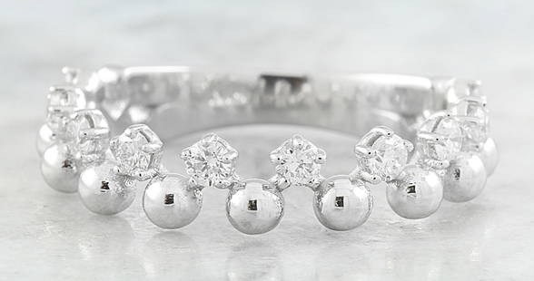 0.40 CTW Diamond 18K White Gold Bubble Ring: 0.40 CTW Diamond 18K White Gold Bubble Ring Manufacturer's Suggested Retail Price: $ 2500.00 Stamped: 18K Total Ring Weight: 3.3 Grams Diamond Weight: 0.40 carat (F-G Color, VS2-SI1 Clarity )