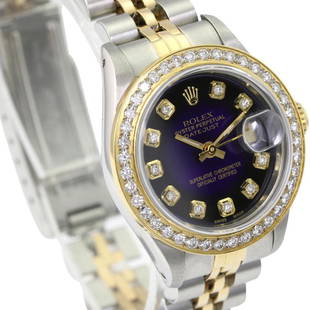 Pre-owned Rolex Datejust 26mm Jubilee Band: Pre-owned Rolex Datejust 26mm Jubilee Band DetailsBrand: RolexCondition: Pre-owned ExcellentModel: Datejust SpecificationsCase Diameter: 26mmCase Material: Stainless SteelGender: WomenDial:
