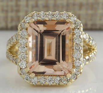 6.92 CTW Natural Peach Morganite And Diamond Ring In 18K Solid Yellow Gold: 6.92 CTW Natural Peach Morganite And Diamond Ring In 18K Solid Yellow Gold Manufacturer's Suggested Retail Price: $ 5200.00 Stamped: 18K Ring Size: 6.25 Total Ring Weight: 9 Grams Diamond