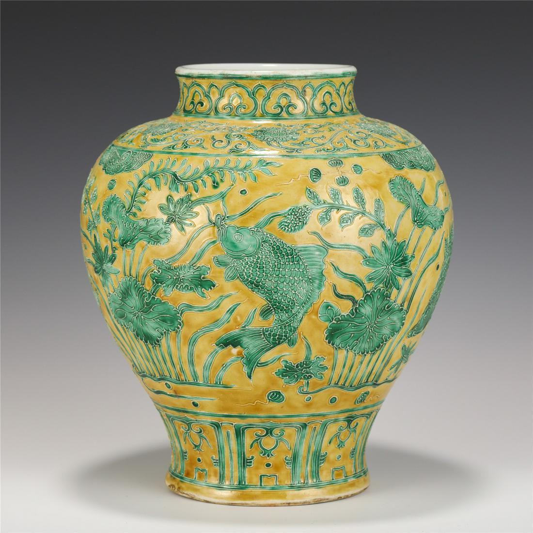 GREEN & YELLOW GLAZED JAR (1 of 9)