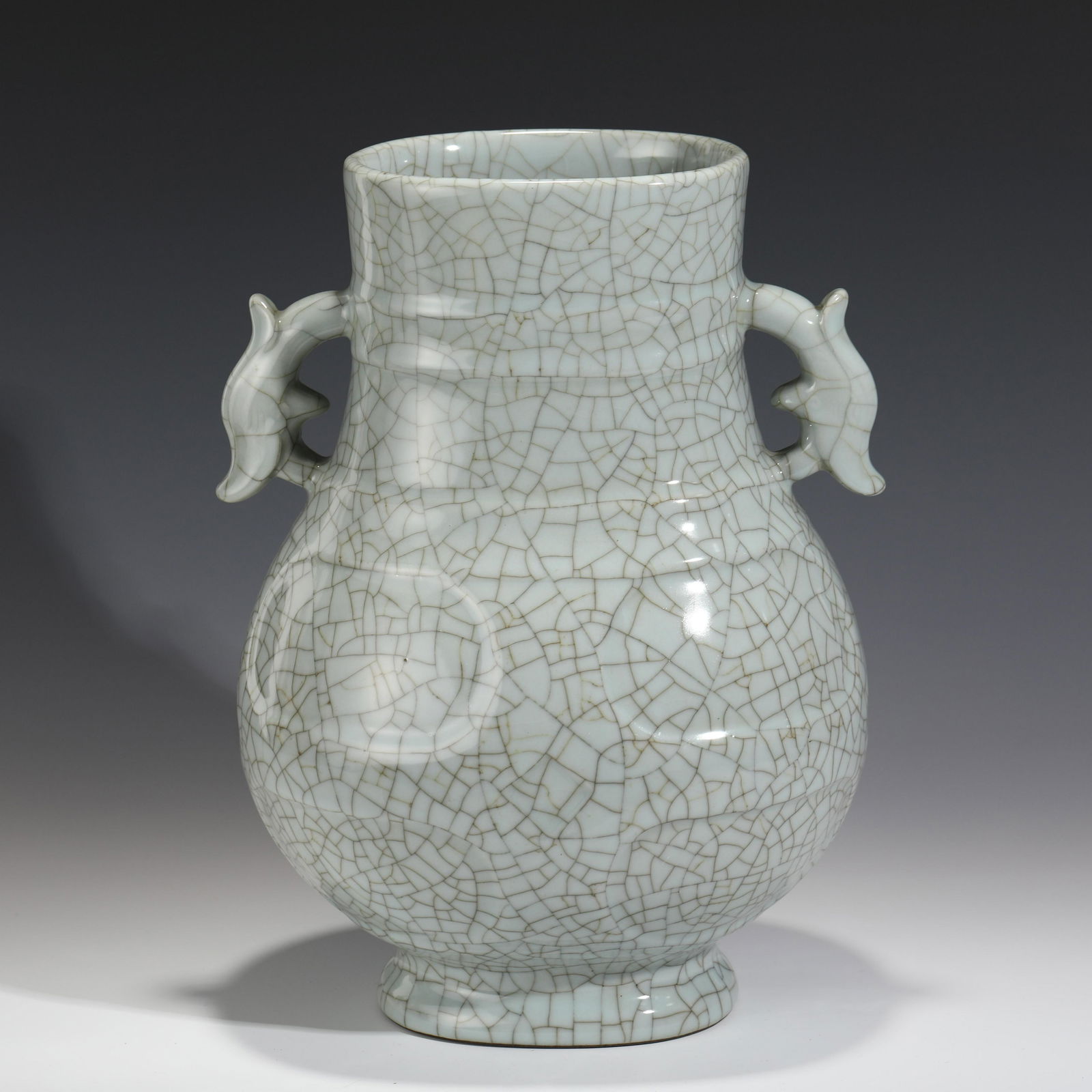 QIANLONG GE KILN AMPHORA ZUN VASE (1 of 10)