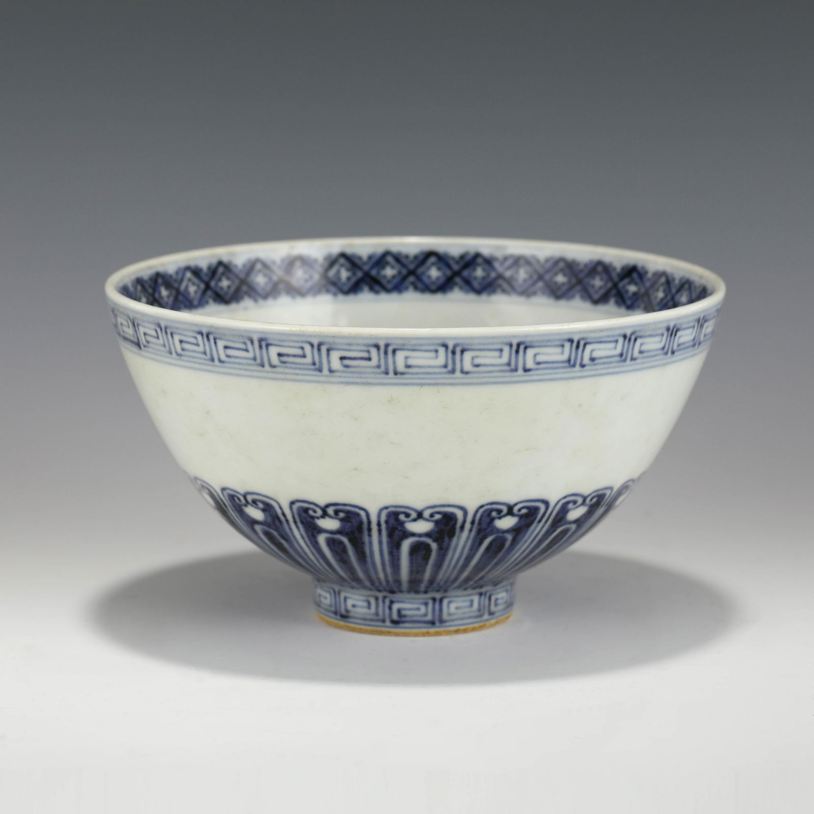 MING BLUE &  WHITE BOWL (1 of 10)