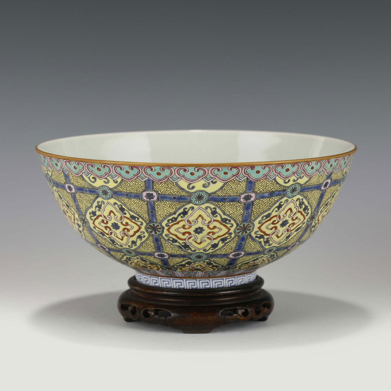 QING JIAQING FAMILLE ROSE RUYI BOWL ON STAND (1 of 9)