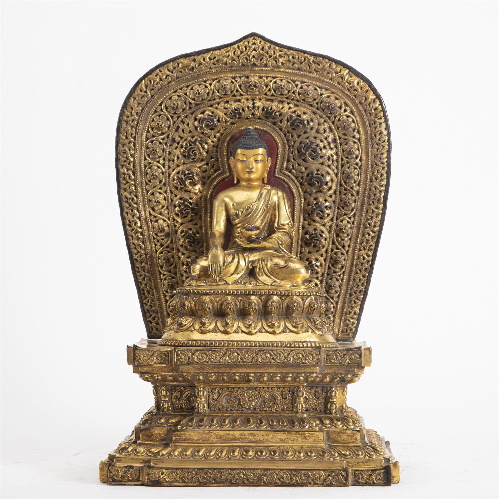 A GILT BRONZE FIGURE OF BUDDHA SEATED STATUE (1 of 10)