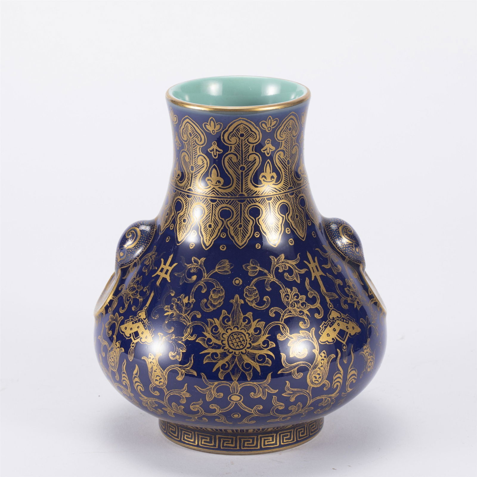 A BLUE GLAZE GOLD PAINTED PORCELAIN VASE,QIANLONG (1 of 10)