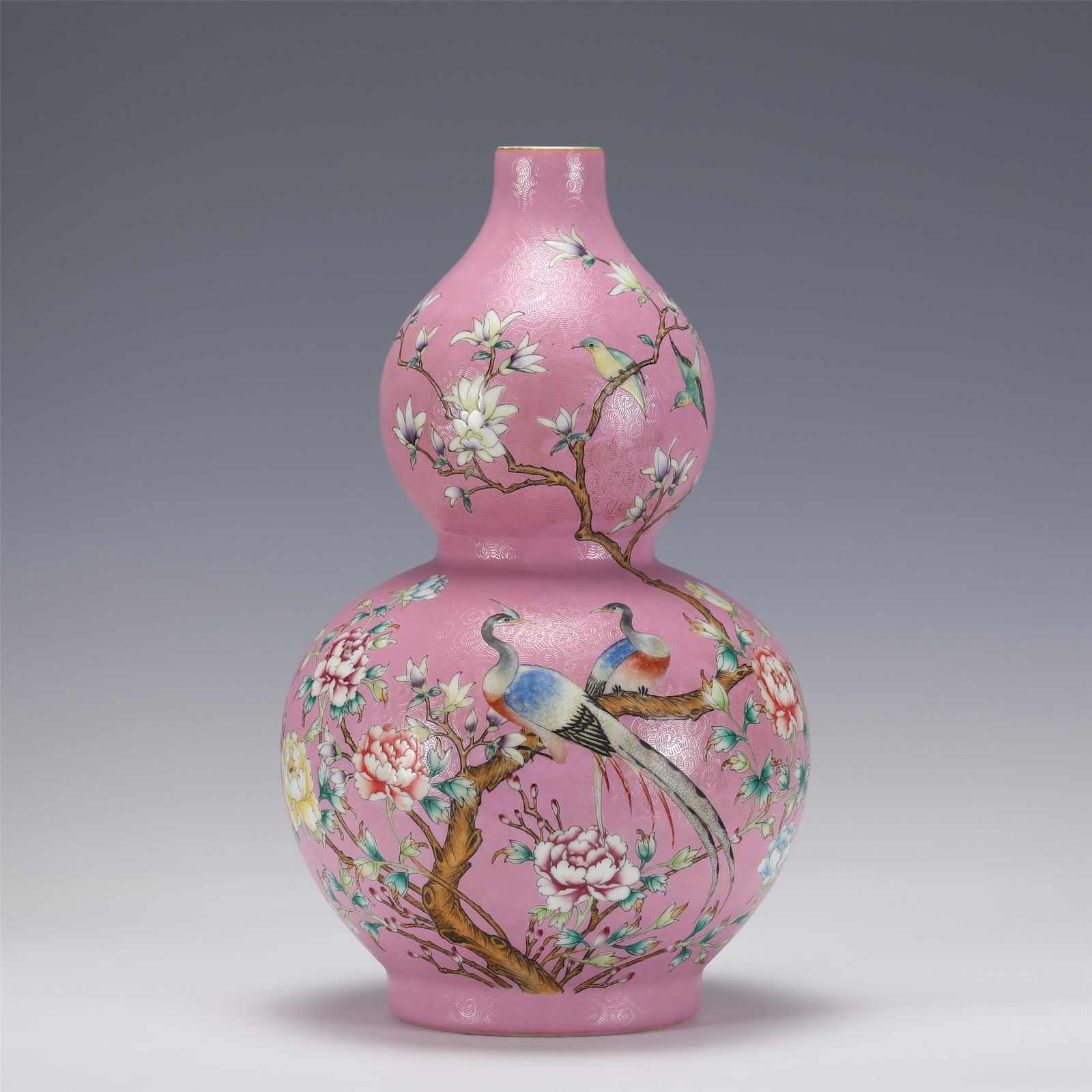 A CHINESE FAMILLE ROSE PORCELAIN GOURDS VASE,QIANLONG (1 of 11)