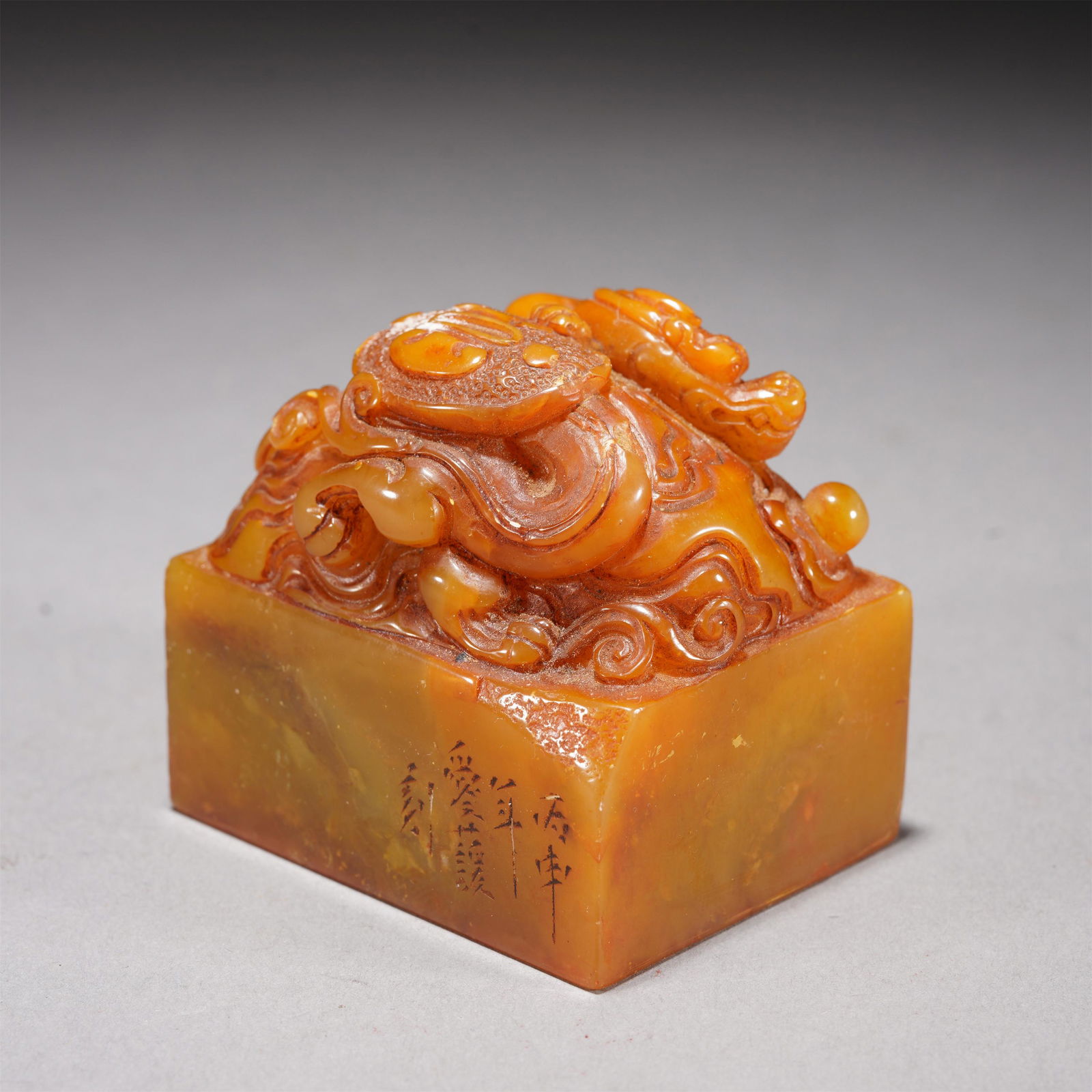 A CHINESE CARVED SOAPSTONE SEAL (1 of 6)