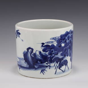 BLUE & WHITE CRANE & DEER PORCELAIN BRUSH POT: Dimensions: Height: 17cm, Diam: 20.2cm Chinese Qing Dynasty Period, blue and white crane & deer porcelain brush pot. Potted in brush holder shape, cylindrical straight body, thick potted, deep curvatu