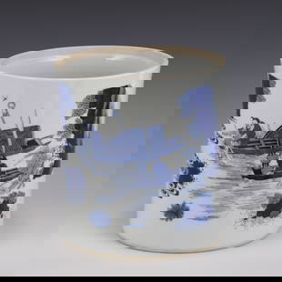 BLUE & WHITE WATERSIDE LANDSCAPE PORCELAIN BRUSH POT: Dimensions: Height: 21cm, Diam: 20cm Chinese Ming Dynasty Period, blue and white waterside landscape porcelain brush pot. Potted in brush holder shape, cylindrical straight body, thick potted, deep cu