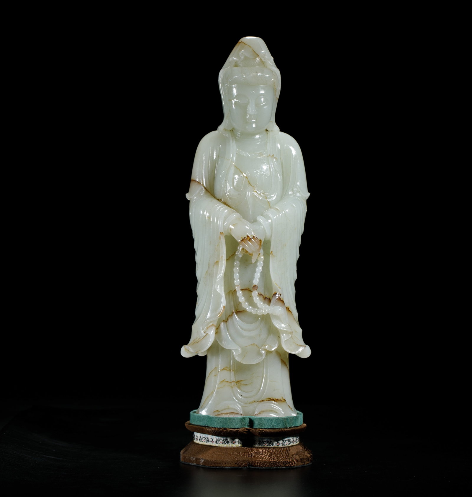 A CHINESE HETIAN JADE GUANYIN STANDING FIGURE (1 of 9)