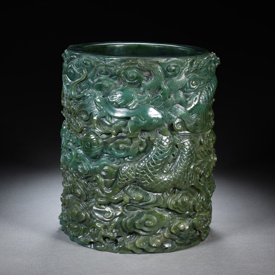 A CHINESE SPINACH JADE DRAGON BRUSH POT (1 of 9)